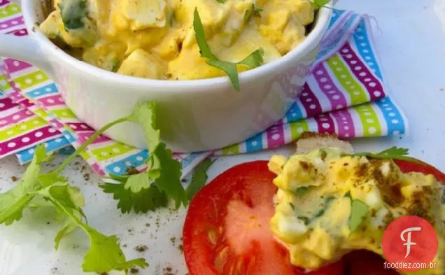 Salada de cominho e ovo de coentro (Ensalada de Huevo con Comino y coentro)