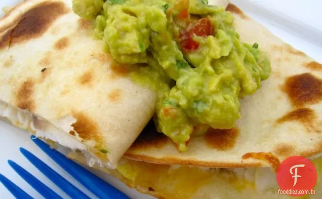 Quesadillas de tilápia com Guacamole
