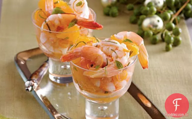 Cocktail de camarão e citrinos
