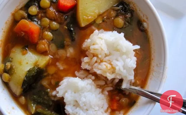 Sopa de lentilhas e espinafre (Sopa de Lentejas con Espinacas)