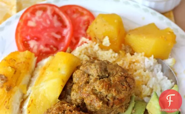 ENSOPADO DE ALMÔNDEGA (SUDADO DE ALBÓNDIGAS)