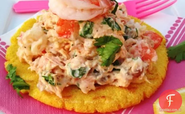 Arepas com salmão e camarão (Arepas con Salmon y Camarones)