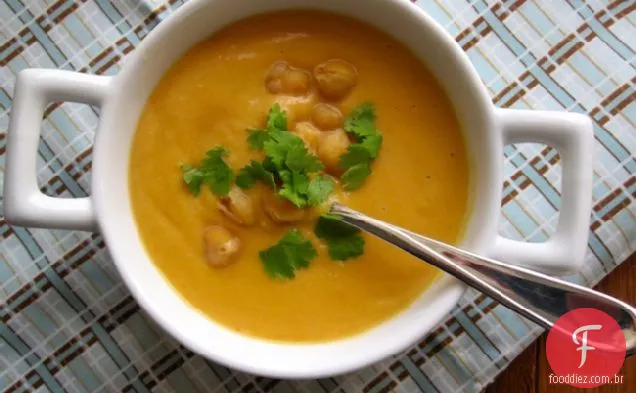 Crema de Garbanzos (sopa de grão-de-bico puré)