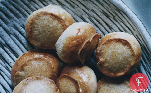 Rolos de jantar de centeio com Tops crocantes