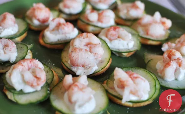 Biscoitos Frescos De Camarão E Pepino
