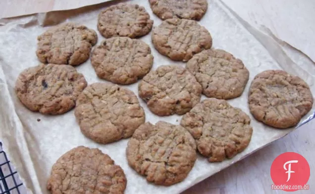 Manteiga de amendoim vegana e biscoitos de coco