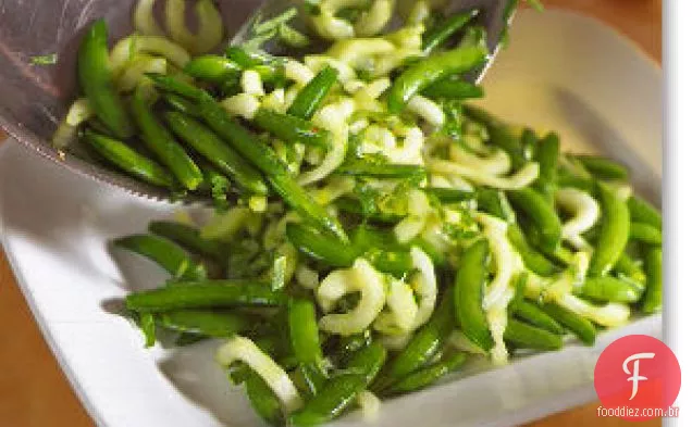 Ervilhas Salteadas E Pepinos