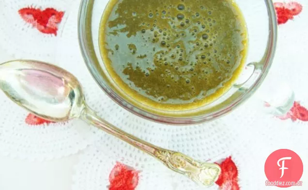 Smoothie refrigerador morango e espinafre