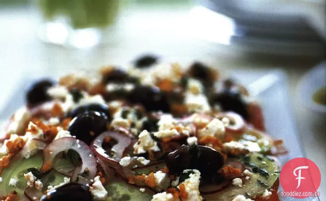 Salada De Tomate, Pepino E Queijo Feta