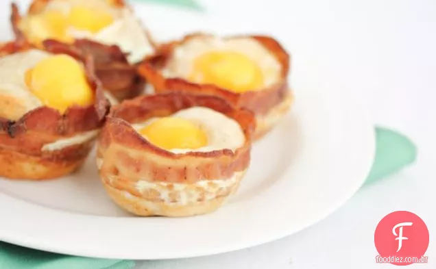 Bacon Ovo Biscoito Sanduíche Copos