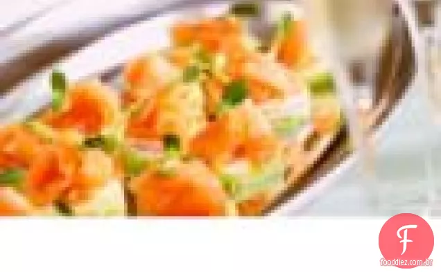 Rodadas De Pepino Com Salmão Defumado E Aioli De Limão