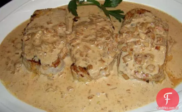 Lombo De Porco Dijon Com Molho De Creme De Conhaque