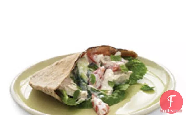 Salada De Frango Com Tomate E Pepino