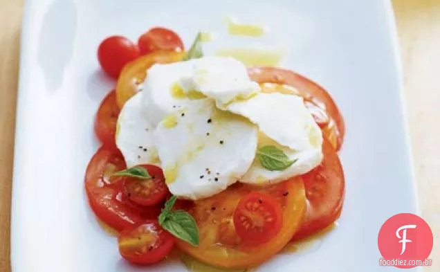 Salada de tomate e manjericão Orzo