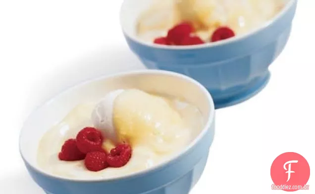 Quente Framboesa Sundae Flutua