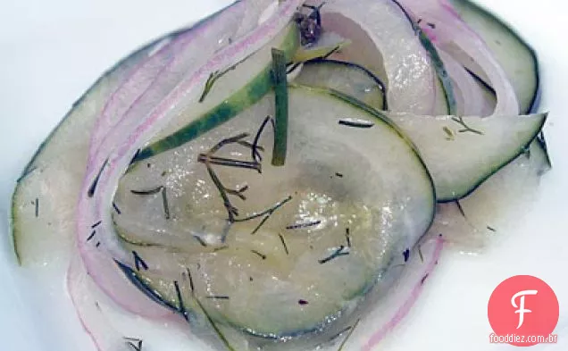 Salada De Pepino E Cebola Roxa