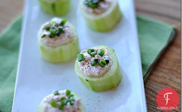 Copos De Pepino Recheados Com Caranguejo Picante