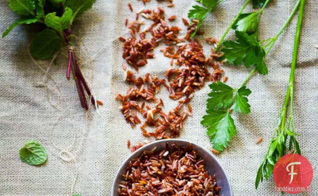 Arroz Vermelho E Hortelã Com Molho De Soja