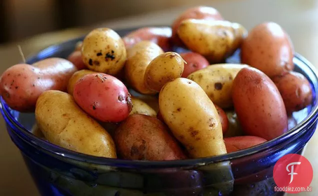Salada De Batata E Pepino Em Conserva