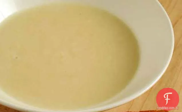 Sopa de maçã com Croutons de bolo de Libra