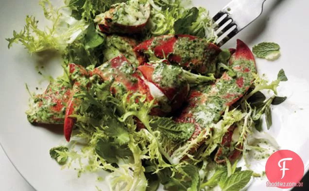 Salada de lagosta com hortelã fresca e limão