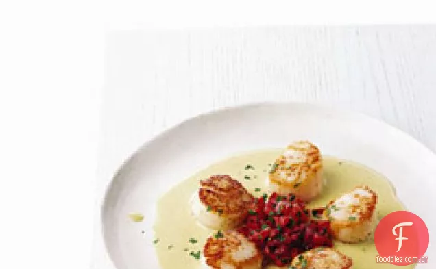Vieiras do mar com Coulis de milho e tomate