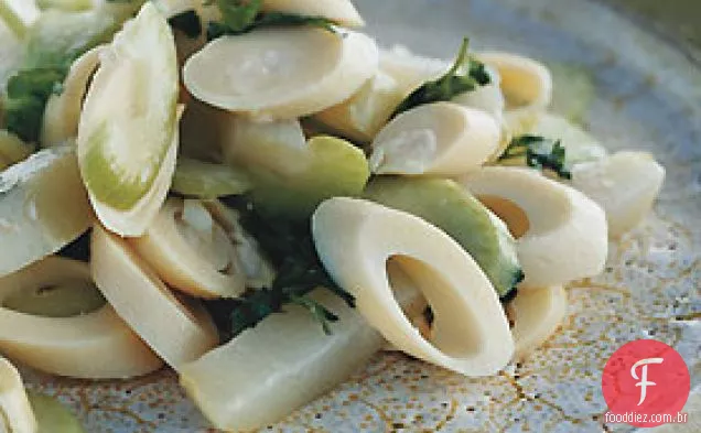 Salada de Chayote e corações de Palmeira