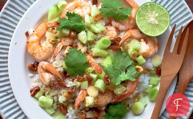 Salada De Camarão, Limão, Coentro E Arroz De Coco