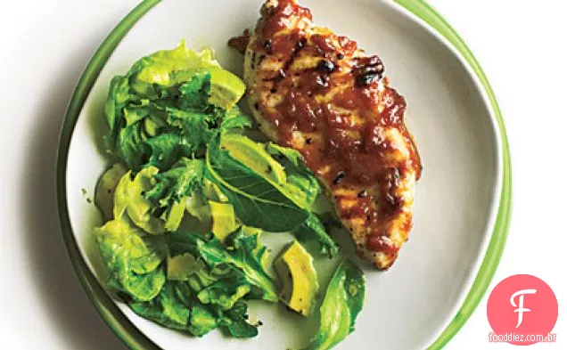 Verduras mistas e salada de abacate
