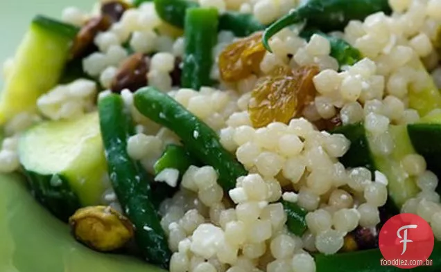 Cuscuz Israelense Com Feijão Verde, Feta E Pistache