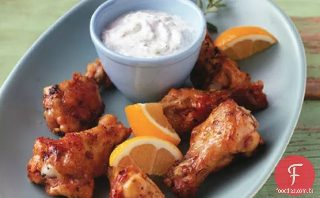 Manequins De Frango de estilo grego com molho de pepino