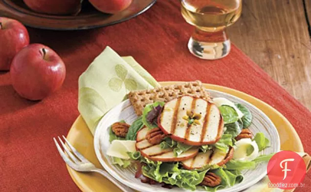 Salada De Maçã Grelhada