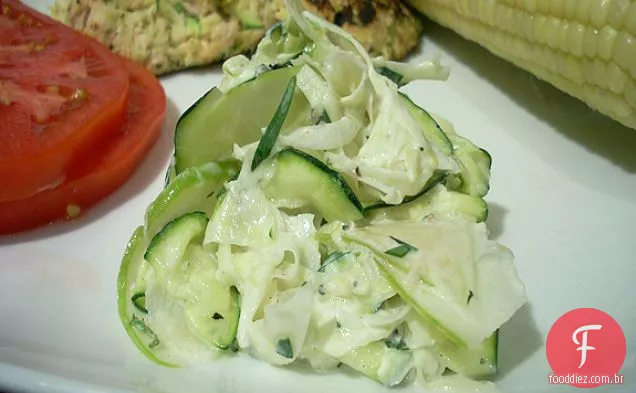 Salada De Verão De Funcho De Pepino