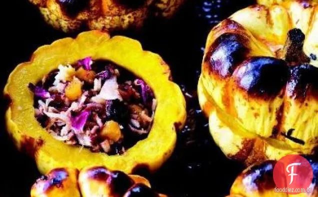 Abóbora de Bolinho de massa recheada persa com pétalas de rosa
