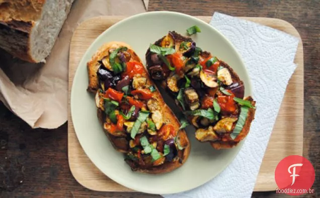 Berinjela Assada E Tomate Cereja