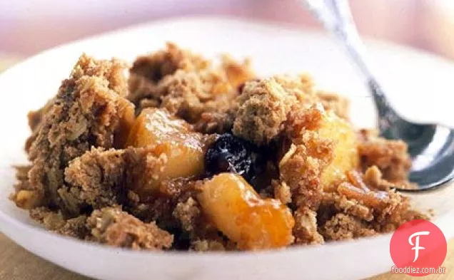 Pêra, maçã e Crumble de cereja