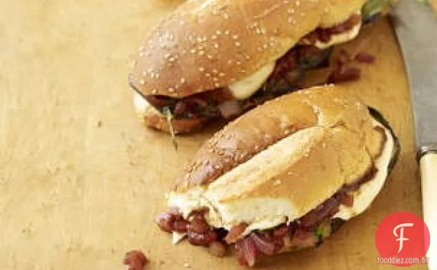 Subs De Berinjela Grelhada Com Mussarela E Geléia De Tomate