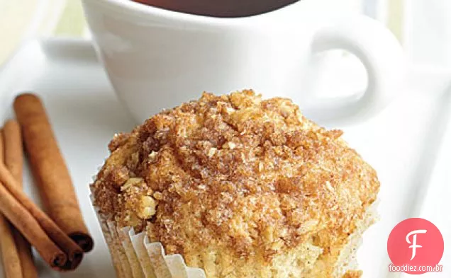 Muffins de canela e passas com cobertura de Streusel