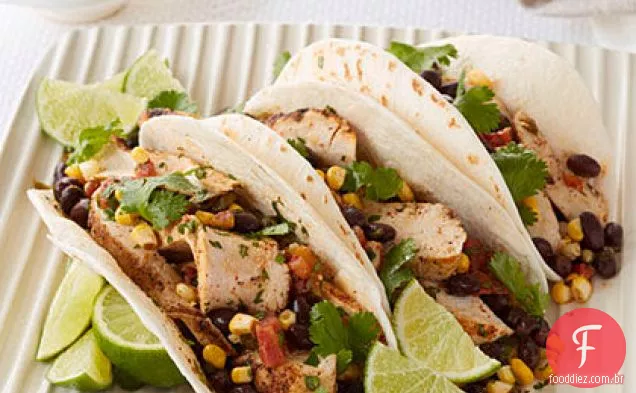 Tacos de frango com Salsa de milho