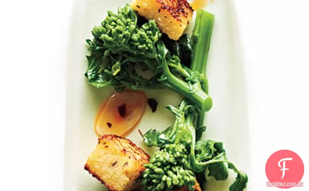 Rabe de brócolis com Croutons de Polenta