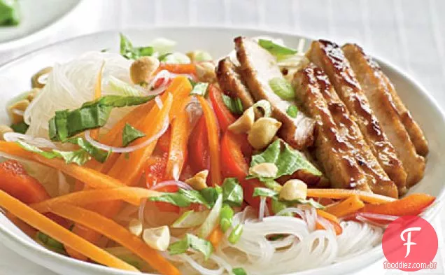 Salada De Macarrão De Porco
