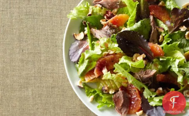 Salada de Confit de laranja e pato de sangue