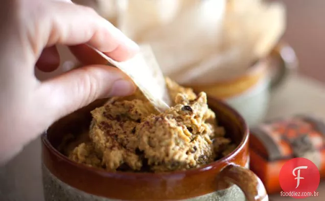 Hummus De Berinjela Temperada Com Batatas Fritas Pita