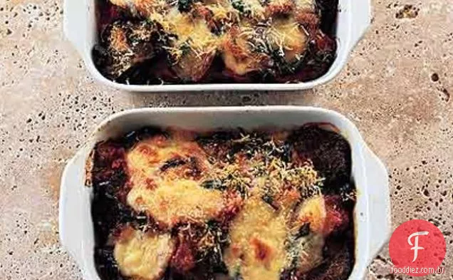 Beringela assada da Tessa com tomate, mussarela e Parmesão