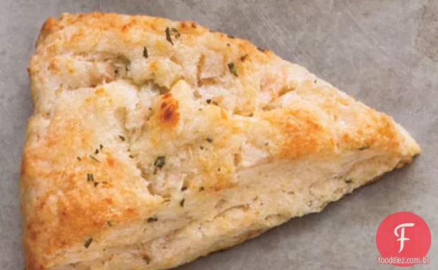 Rosemary, Pear e Asiago Scones