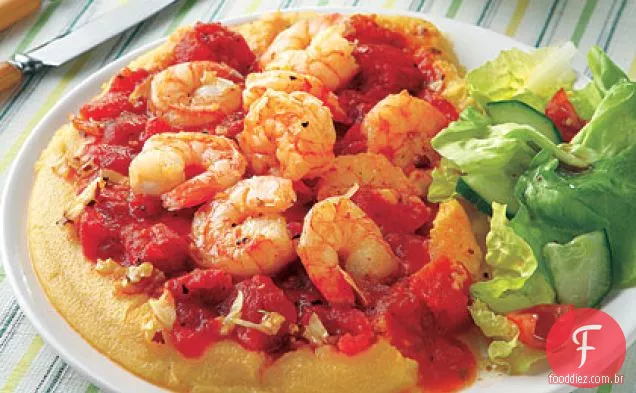 Polenta com camarão e tomate