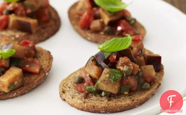 Crostini De Berinjela E Tomate