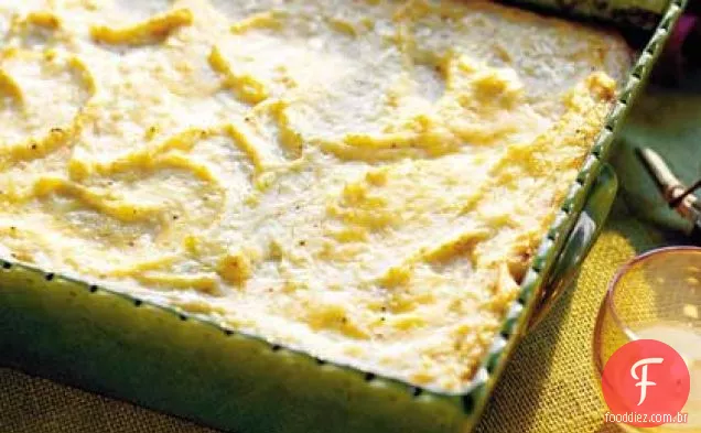 Caçarola de batata com cebola caramelizada