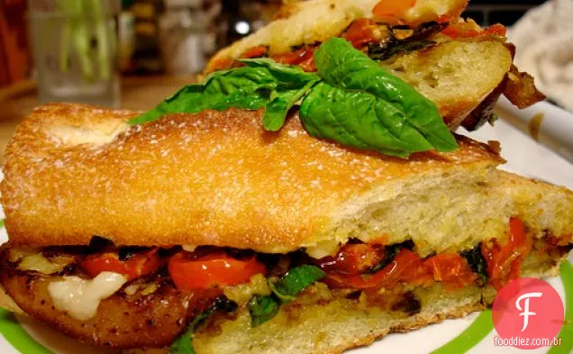 Berinjela Assada E Tomate Panino