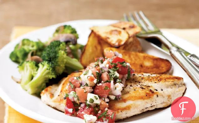 Peitos de frango com gorgonzola-tomate Salsa